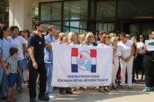 prosvjed-bolnica-dubrovnik.jpg